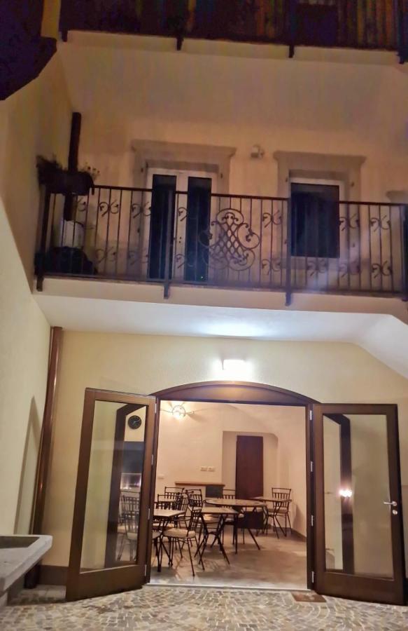 לינה וארוחת בוקר ארקו Sentieri Del Garda מראה חיצוני תמונה